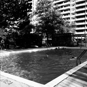 Meet your Posher, Mila